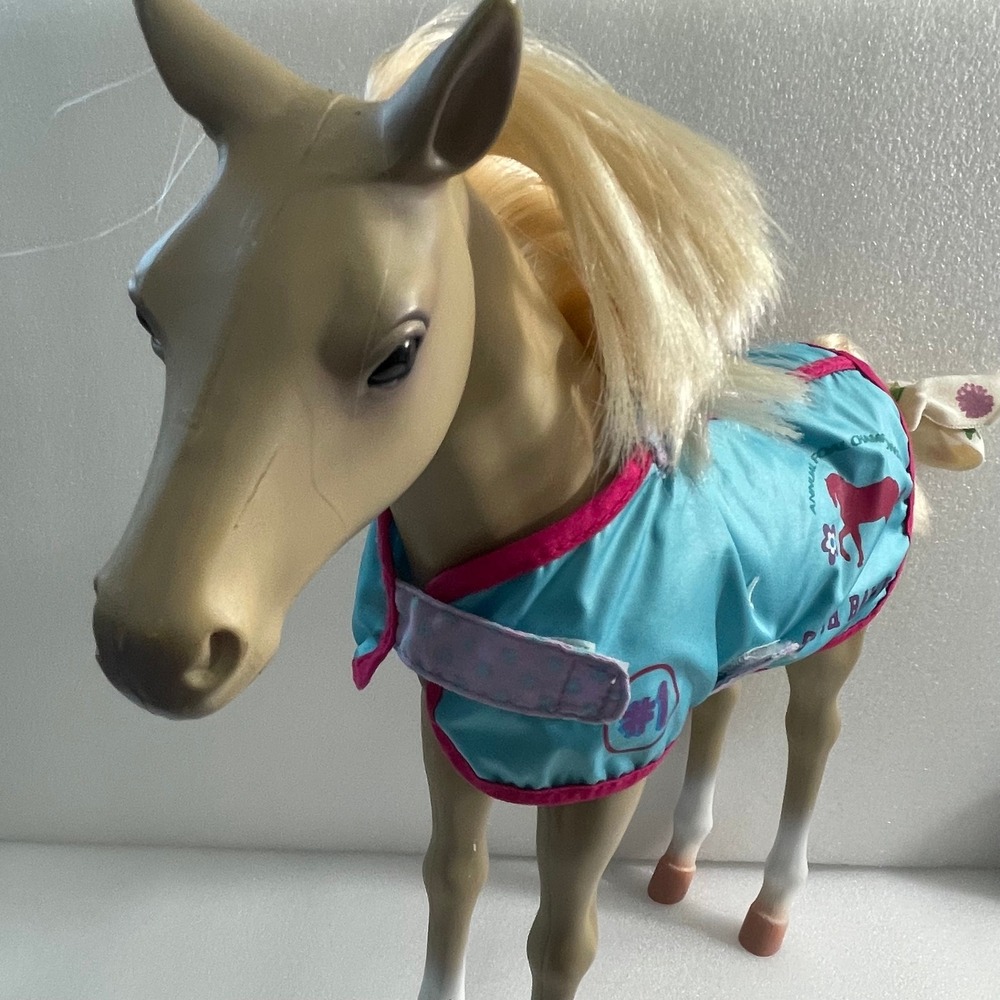 Our Generation South Ranch Foal Horse Figure Tan Turquoise Pink Blanket 12 Inch